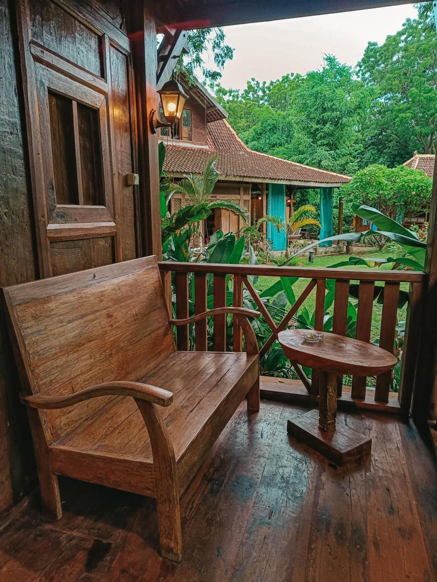 Alaya Ecolodge Пемутеран Екстер'єр фото