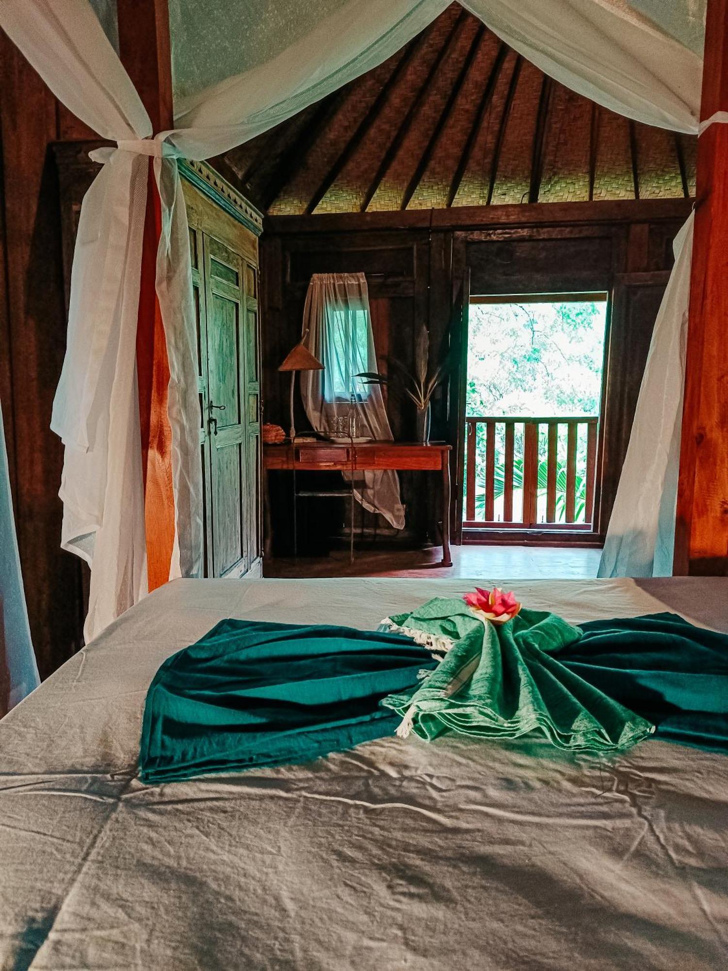 Alaya Ecolodge Пемутеран Екстер'єр фото