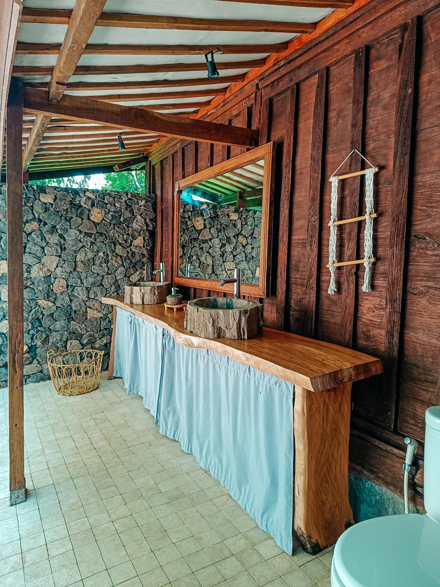 Alaya Ecolodge Пемутеран Екстер'єр фото