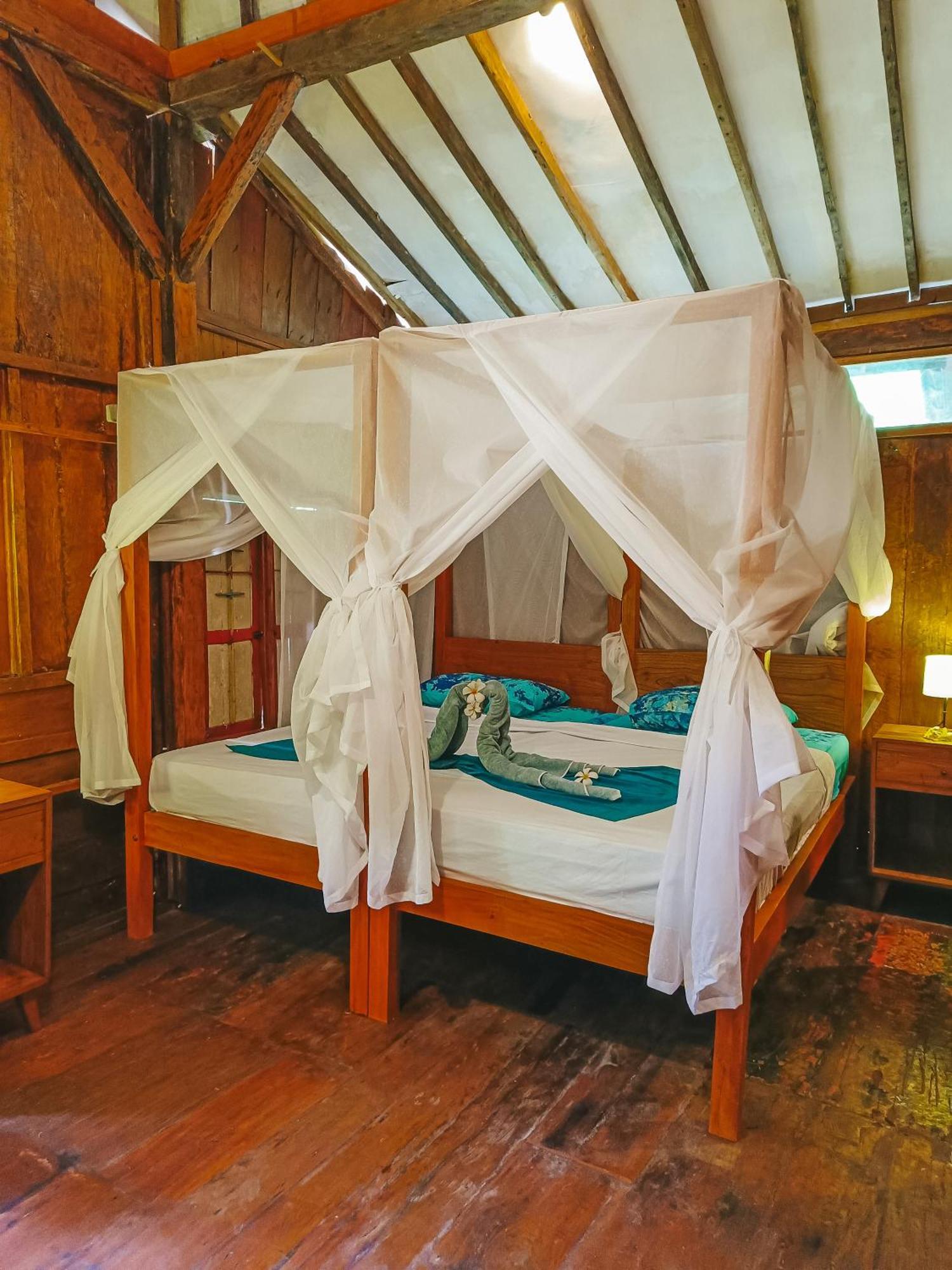 Alaya Ecolodge Пемутеран Екстер'єр фото