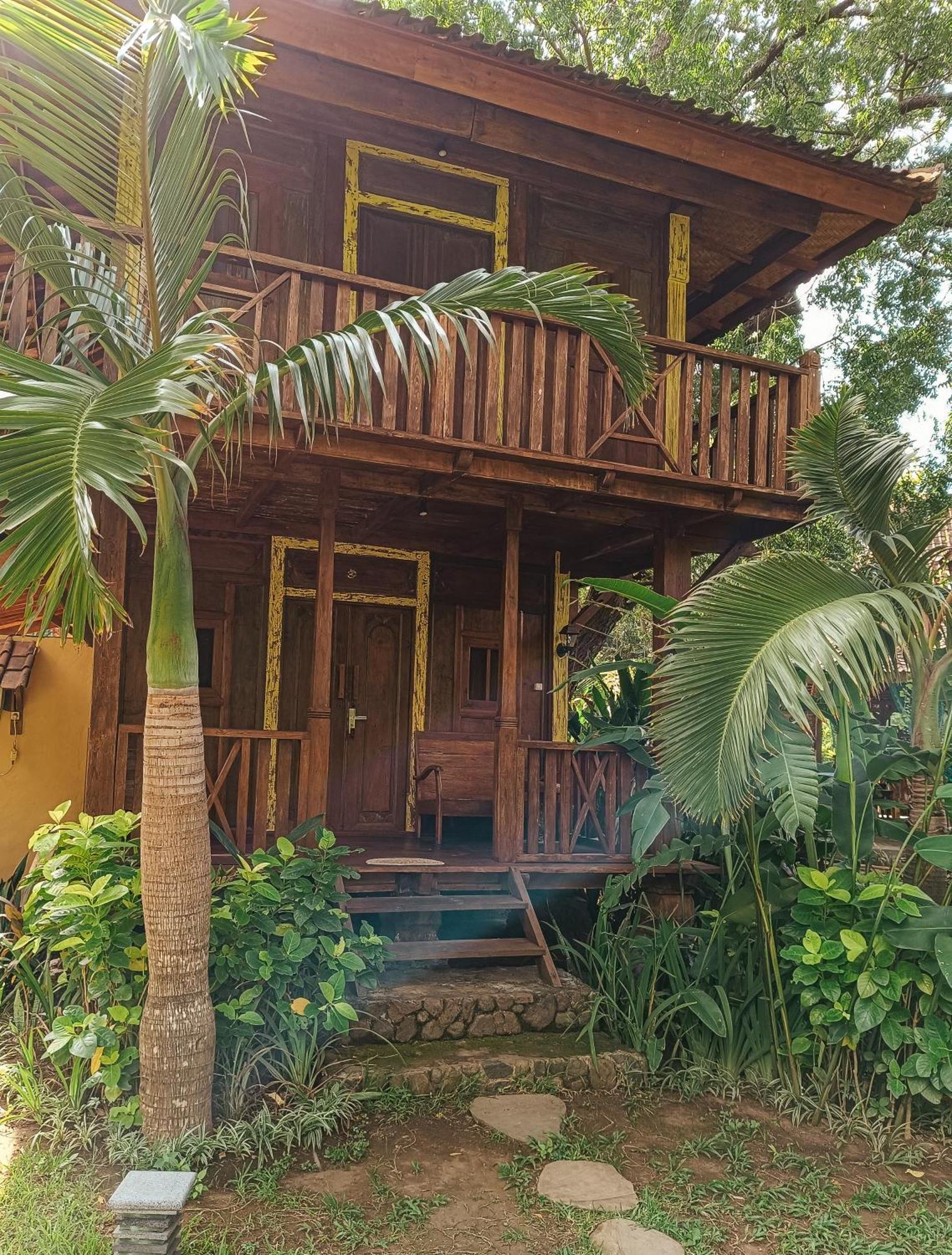 Alaya Ecolodge Пемутеран Екстер'єр фото
