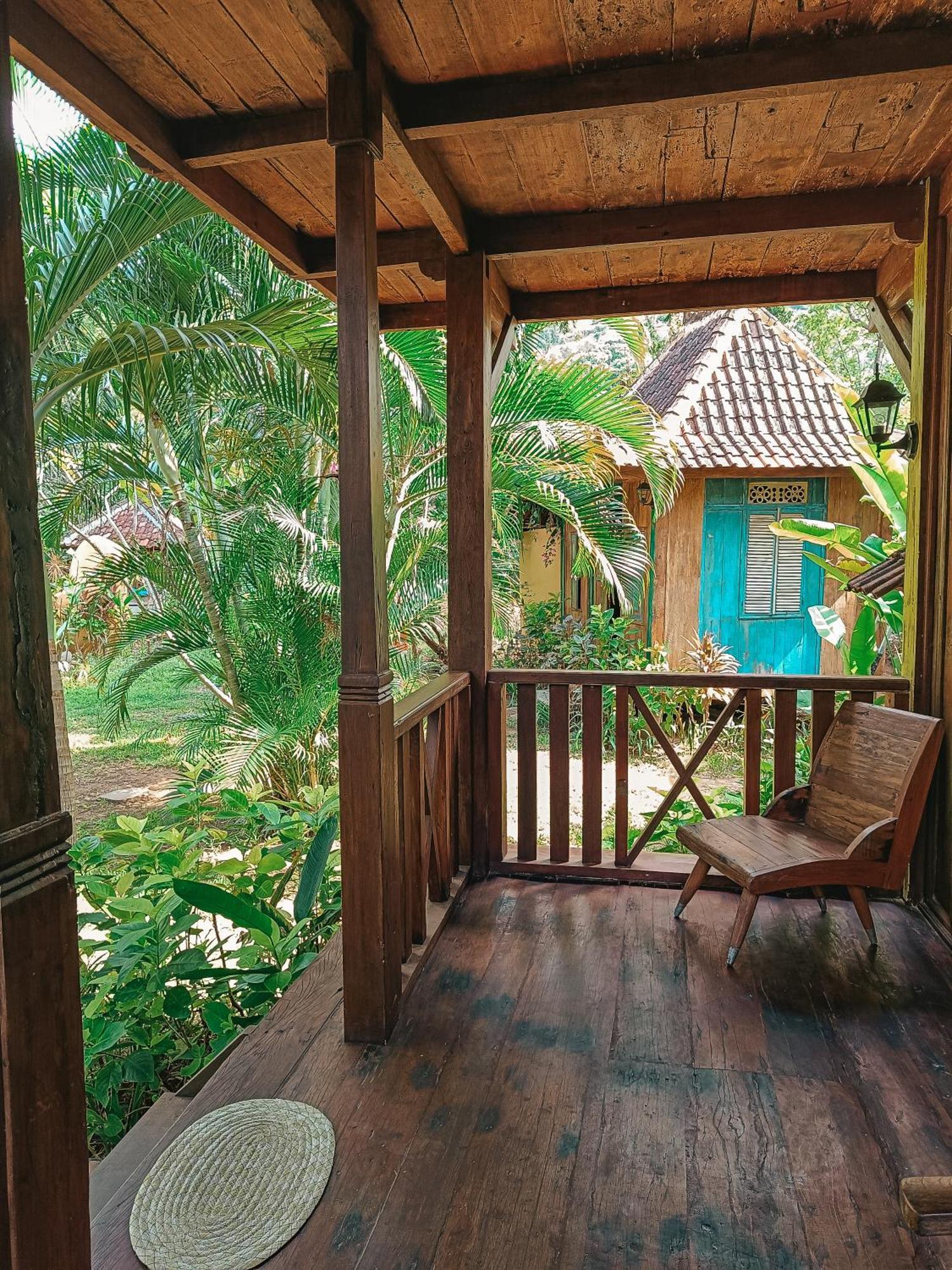 Alaya Ecolodge Пемутеран Екстер'єр фото